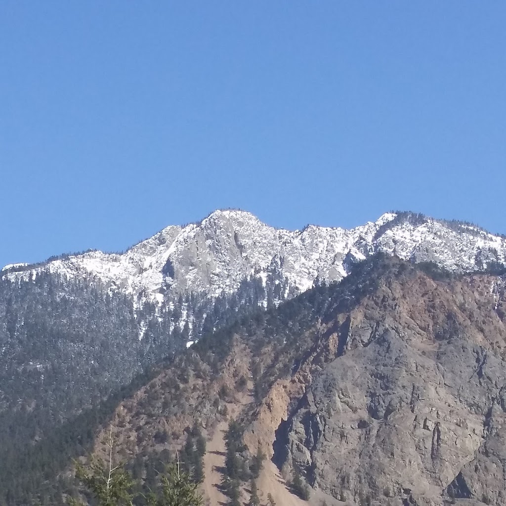 Sturgeon Bay Bed & Breakfast | 130 Haylmore Pl, Lillooet, BC V0K 1V0, Canada | Phone: (250) 256-7792