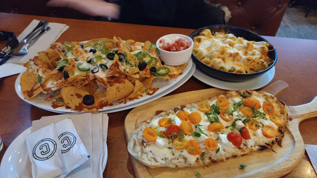 La Cage - Brasserie sportive | 2650 Chemin de Chambly, Longueuil, QC J4L 1M5, Canada | Phone: (450) 677-2243