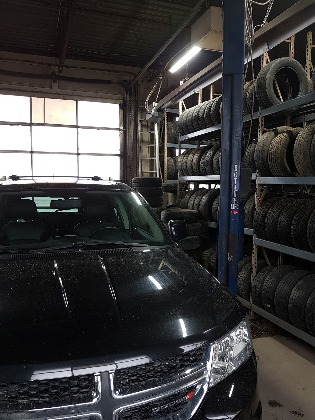 Fair Deal Tire | 2740 17 Ave SE, Calgary, AB T2A 0P6, Canada | Phone: (403) 273-5243