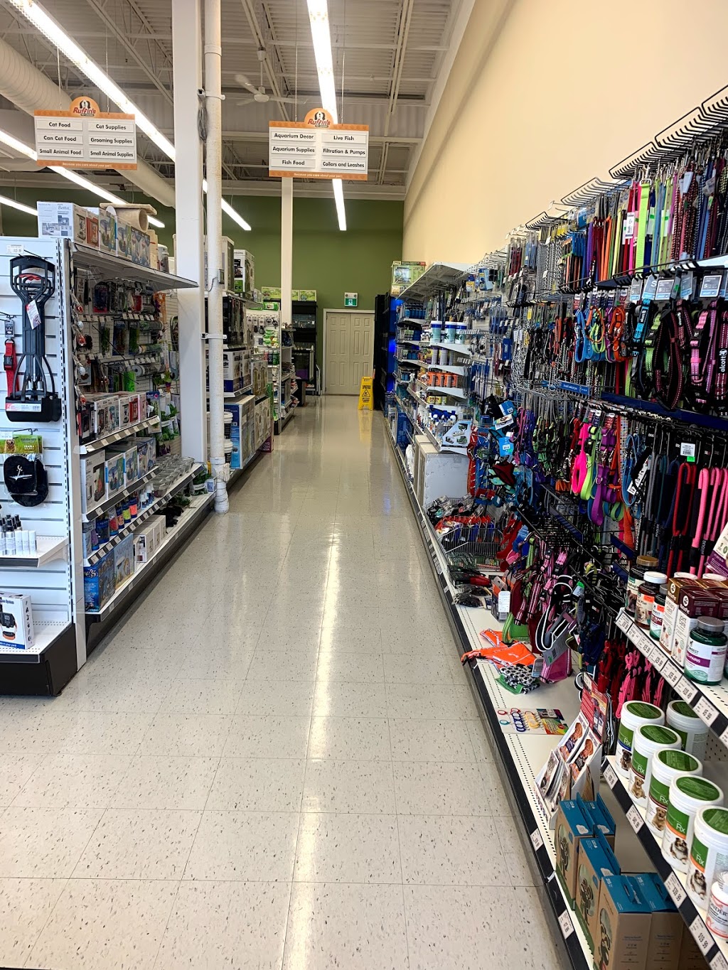 Ruffins Pet Centre (Fonthill) | 130 Hwy 20 E, Fonthill, ON L0S 1E0, Canada | Phone: (905) 892-3733