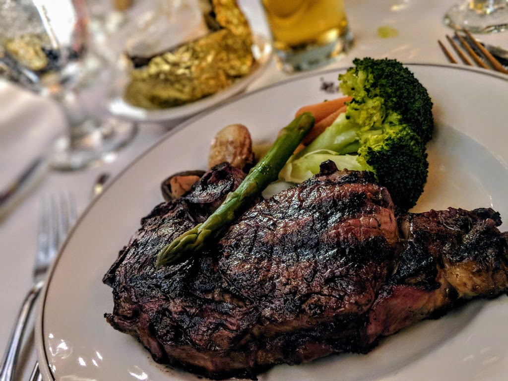 La Castile | 2179 Dundas St E, Mississauga, ON L4X 1M3, Canada | Phone: (905) 625-1137