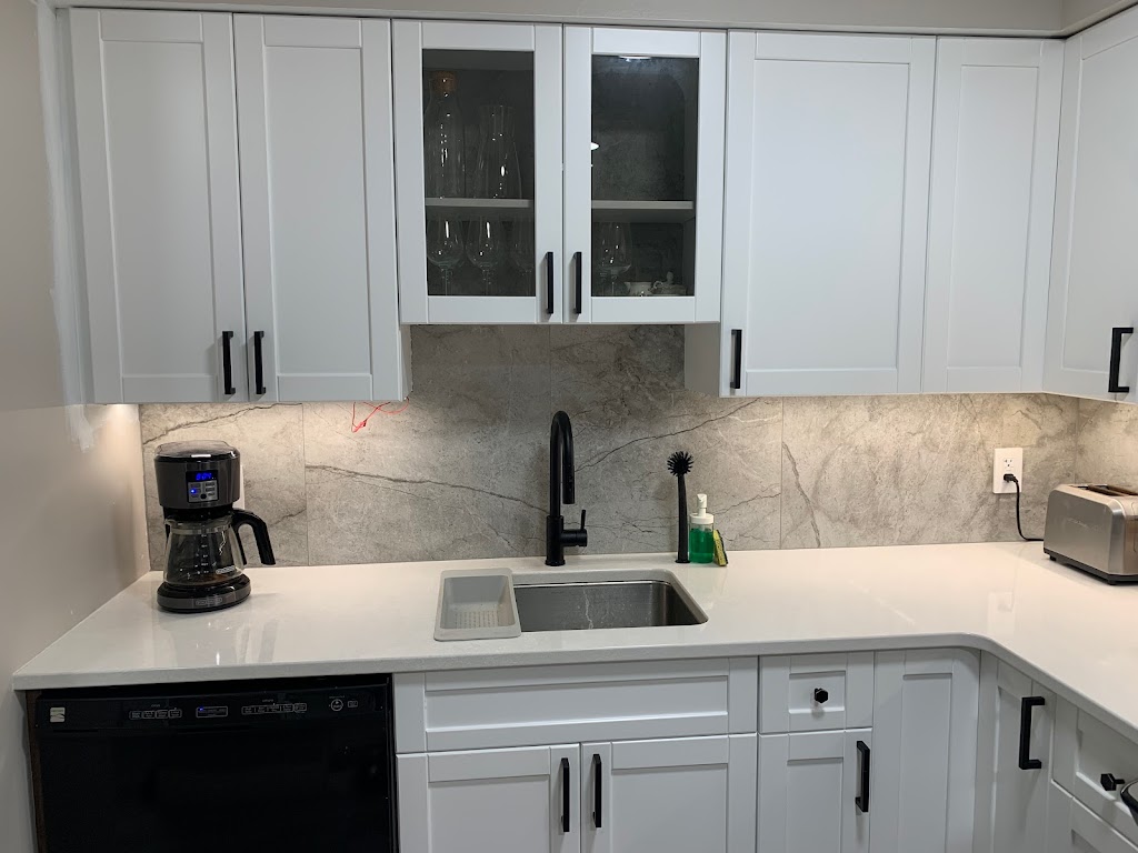Profile Doors Kitchen Cabinet Refinishing | 19358 96 Ave Unit#335, Surrey, BC V4N 4C1, Canada | Phone: (604) 880-4615