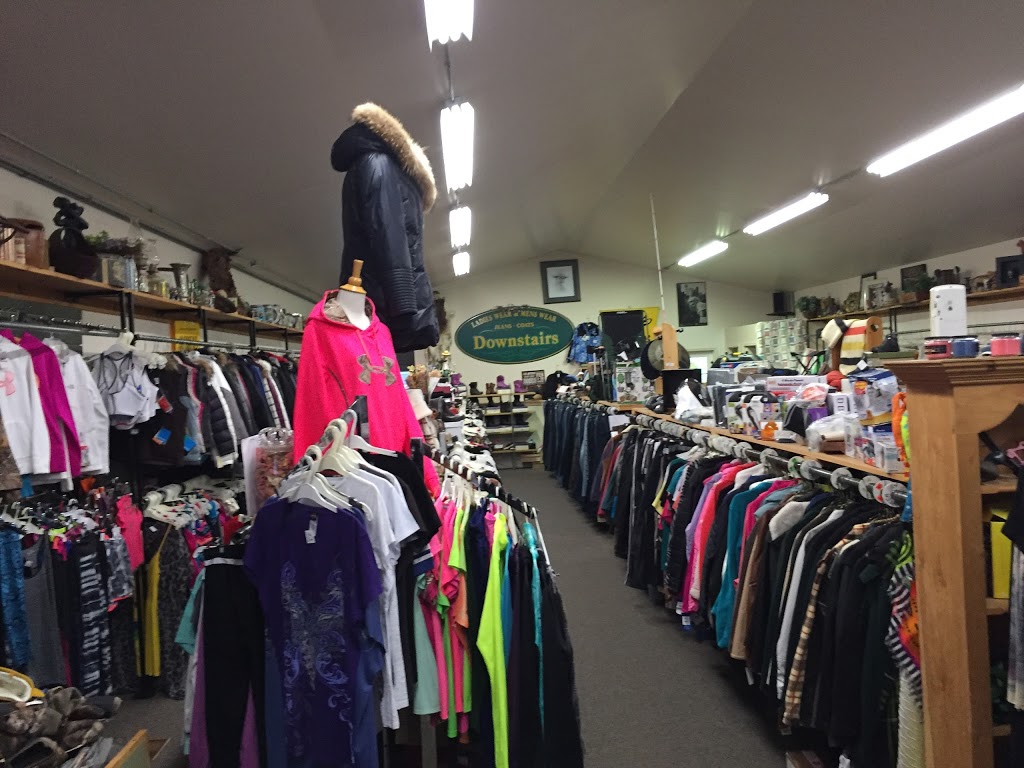 McKenzie Creek Trading Co | 150 Oakland Rd, Oakland, ON N0E 1L0, Canada | Phone: (519) 446-2313