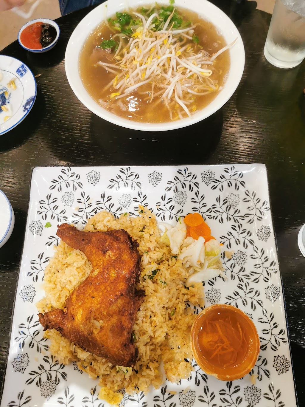 Pho Hoang Seasons | 605 Sterling Lyon Pkwy, Winnipeg, MB R3P 2S8, Canada | Phone: (204) 415-8889