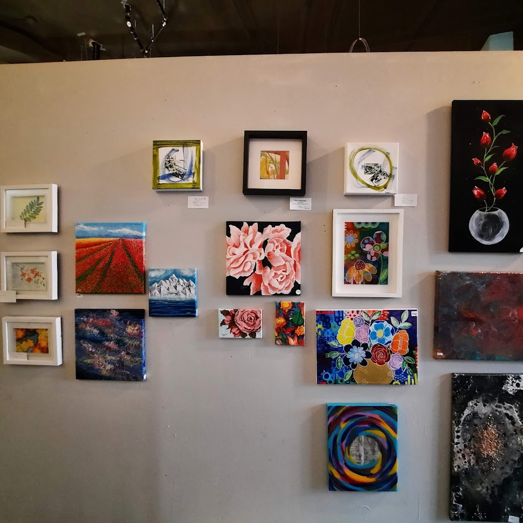 Apik Art Gallery & Floral Boutique | 200 Barclay Parade SW, Calgary, AB T2P 4R5, Canada | Phone: (403) 700-2427