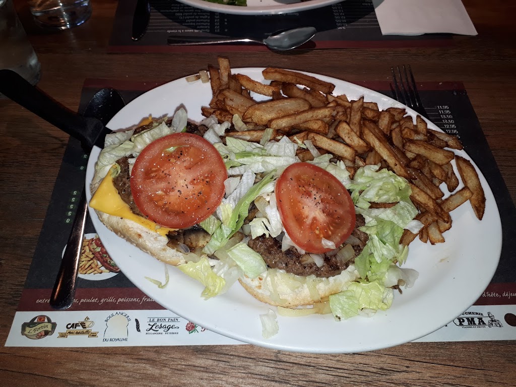 Resto Roberto Chicoutimi | 1378 Bd Saint-Paul, Chicoutimi, QC G7J 3C5, Canada | Phone: (418) 543-2139