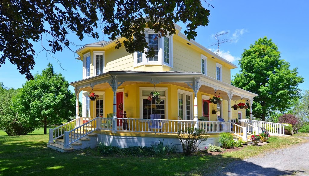 Baileys Run Bed & Breakfast | 2125 County Rd 7, Picton, ON K0K, Canada | Phone: (705) 792-9383