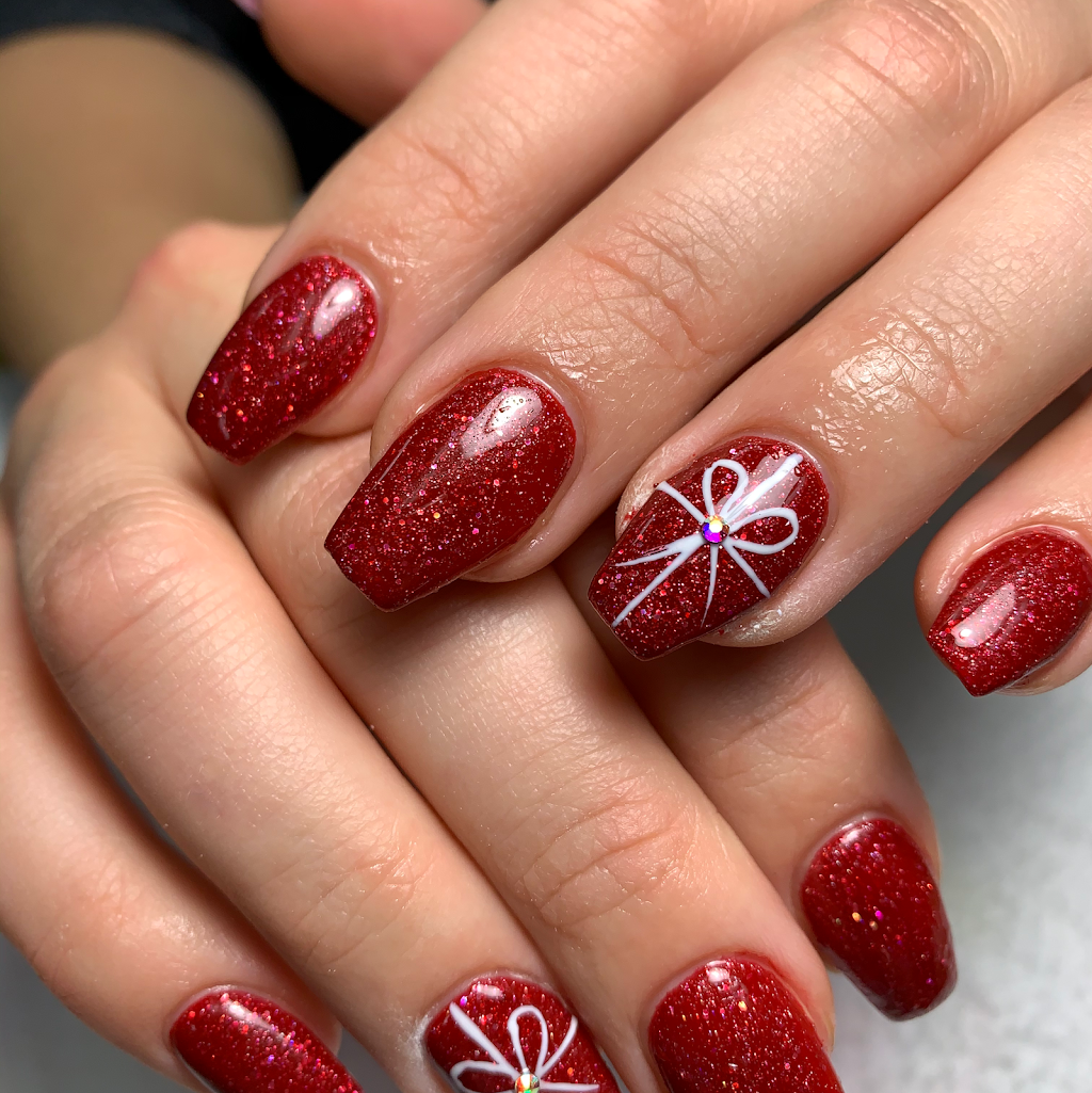 She Nails Abbotsford | 33324 South Fraser Way #9, Abbotsford, BC V2S 2B4, Canada | Phone: (604) 746-1401