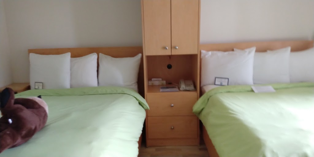 Ocean Resort | 4384 S Island Hwy, Campbell River, BC V9H 1E8, Canada | Phone: (250) 923-4281