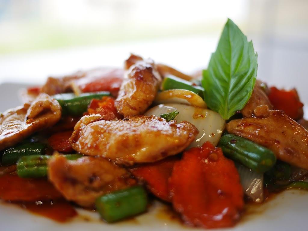 Skyy Thai Food Truck | 5802 River Rd Unit.B, Delta, BC V4K 1S9, Canada | Phone: (604) 690-7599