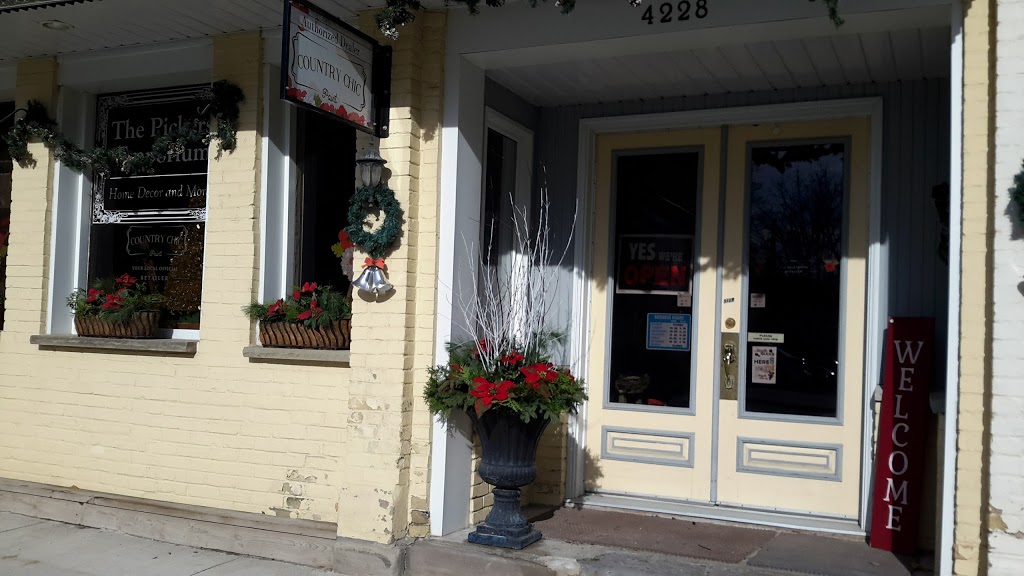 The Pickers Emporium | 4228 Petrolia Line, Petrolia, ON N0N 1R0, Canada | Phone: (519) 882-1310