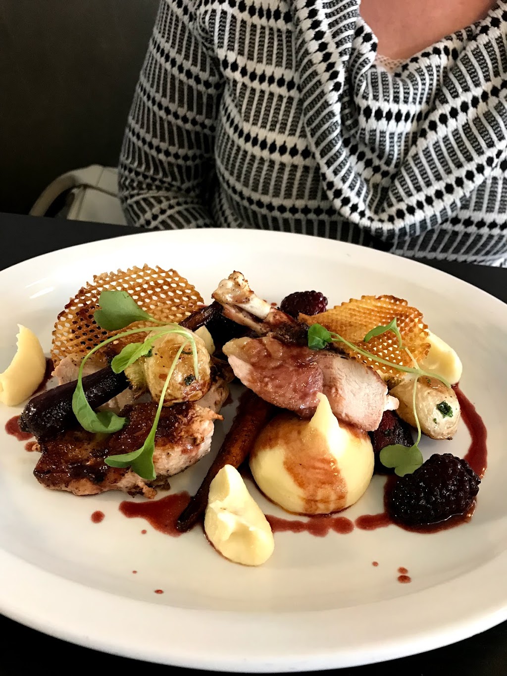 Nineteen Restaurant + Patio | 1849 Old Highway 2, Belleville, ON K8N 4Z2, Canada | Phone: (613) 968-7404