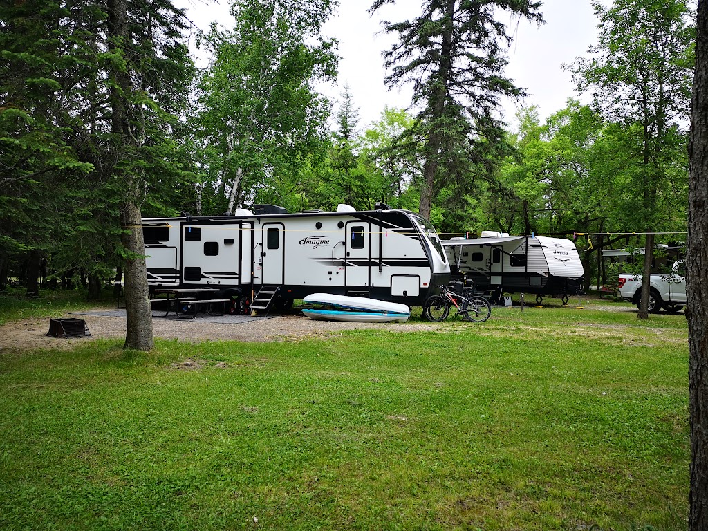 Falcon Lake Beach Campground - Manitoba R0E 2H0, Canada