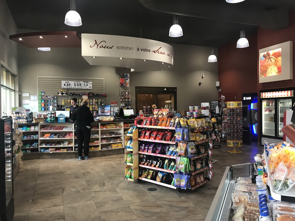 Dépanneur Quali-T | 4675 Boulevard de Shawinigan-Sud, Shawinigan-Sud, QC G9N 6T5, Canada | Phone: (819) 536-3551