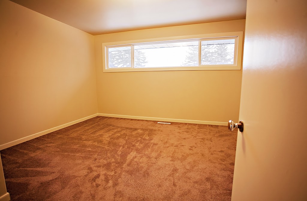 Meadow Park Estates | 100 Gladmer Cres, Saskatoon, SK S7J 2X3, Canada | Phone: (306) 343-3905