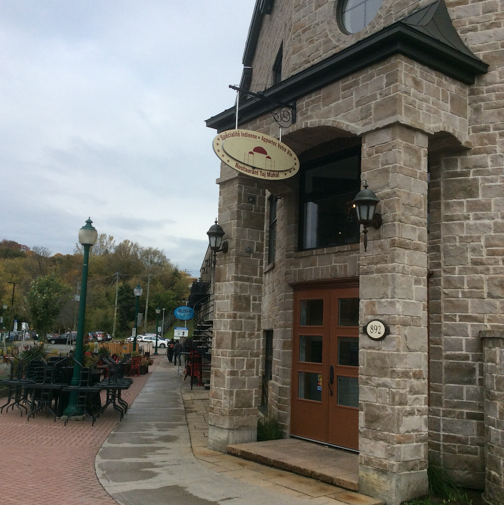Restaurant Taj Mahal | 892 Du St Maurice Promenade, Shawinigan, QC G9N 1L7, Canada | Phone: (819) 537-9444