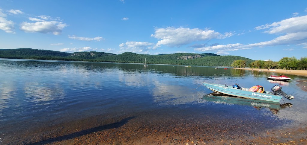 Tiny Village Ottawa River (formerly Ryans campsite and Gifts) | 34572 ON-17, Deep River, ON K0J 1P0, Canada | Phone: (613) 584-3453