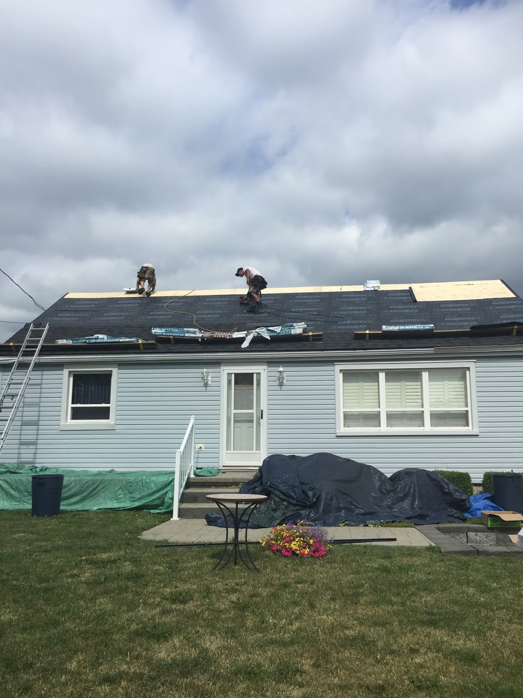 CDR Roofing | 19 Jasmine St, Hamilton, ON L8V 2M8, Canada | Phone: (905) 962-1206