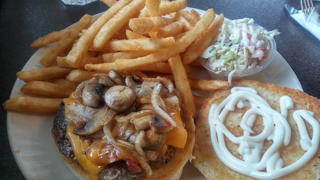 Sophies Restaurant & Deli | 44098 MB-11, Hadashville, MB R0E 0X0, Canada | Phone: (204) 426-2399