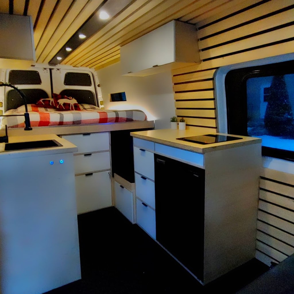 Van Évasion | 1760 Av. Chénier, Saint-Hyacinthe, QC J2S 0B9, Canada | Phone: (450) 847-4886