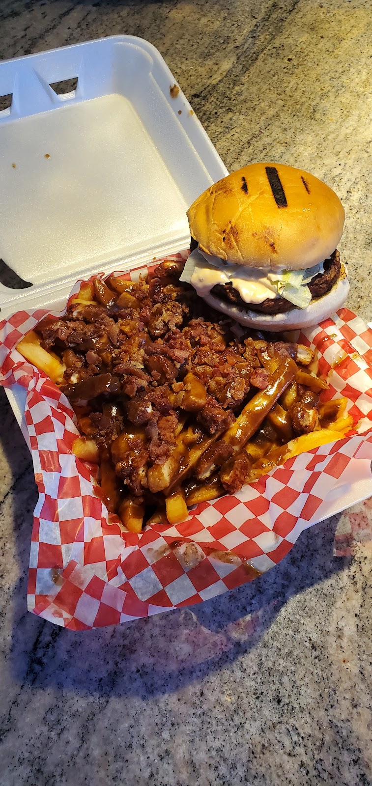 WOW! Wing House | 34 Avondale Blvd, Brampton, ON L6T 1H3, Canada | Phone: (905) 216-1994