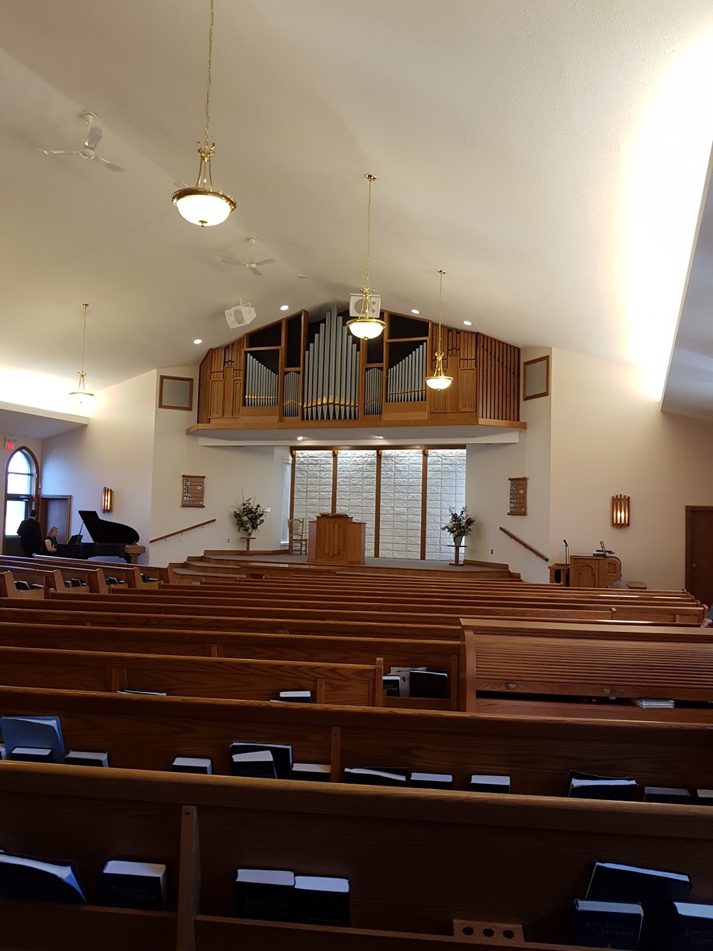 Providence United Reformed Church | 447 Second St, Strathroy, ON N7G 3H8, Canada | Phone: (519) 245-3600