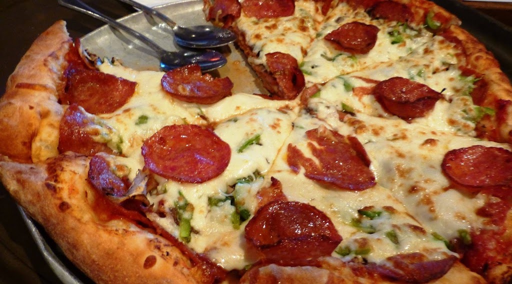 Roma Pizzéria | 660 Avenue Bourdages N, Saint-Hyacinthe, QC J2S 3A7, Canada | Phone: (450) 773-8183