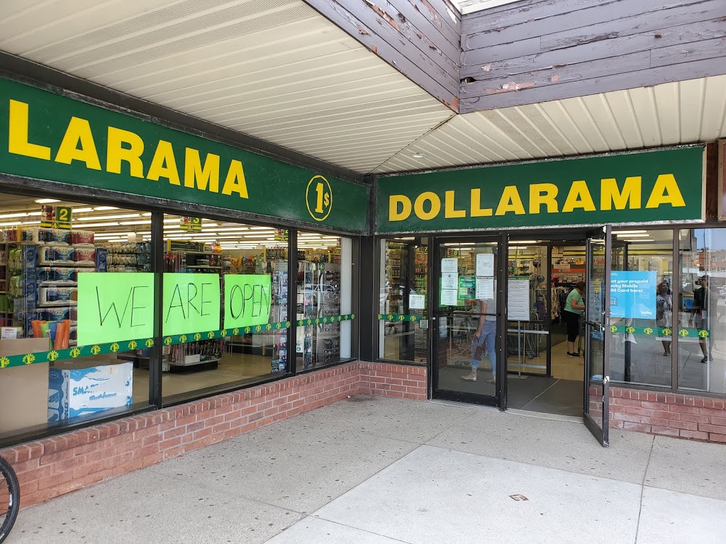 Dollarama | store | Clarkson Village, 1865 Lakeshore Rd W, Mississauga, ON L5J 4S5, Canada | 9058559469 OR +1 905-855-9469