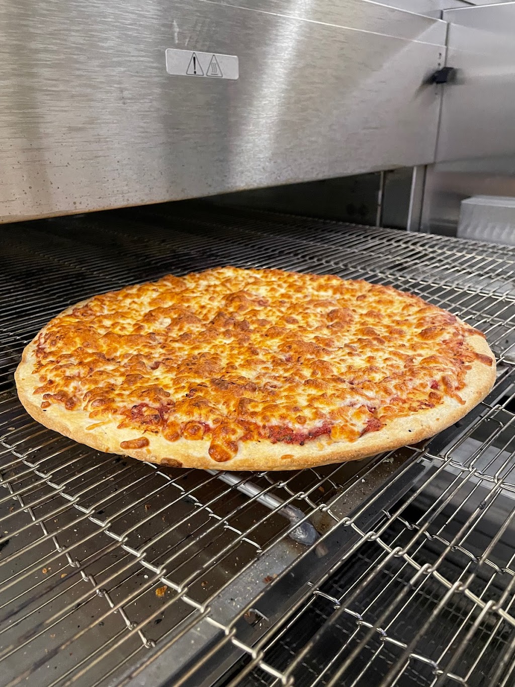 Original Pizza | 32423 Lougheed Hwy. #110A, Mission, BC V2V 7B8, Canada | Phone: (604) 287-3399