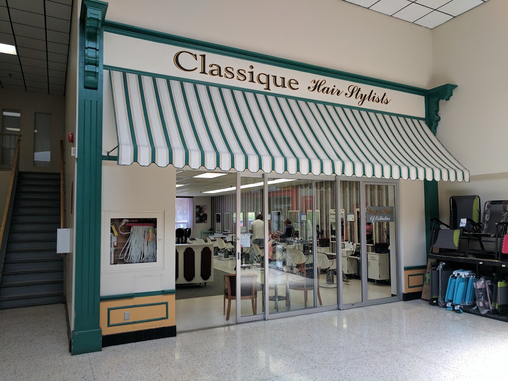 Classique Hair Stylist | 2 Poyntz St, Penetanguishene, ON L9M 1M2, Canada | Phone: (705) 549-2970