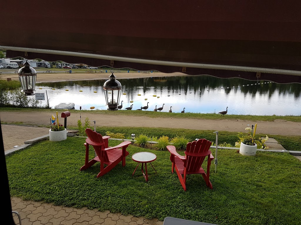 Camping Plage Laurentides | 282 Rue de Dublin, Québec, QC G2M 1C5, Canada | Phone: (418) 849-7441