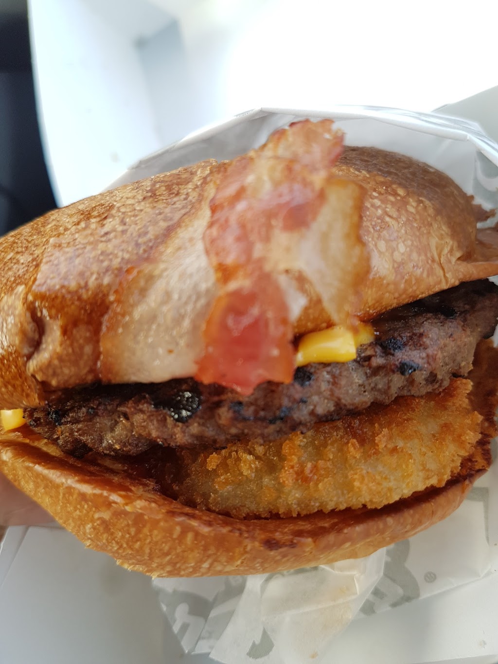 Carls Jr. | 7 Balsam Ave #100, Bragg Creek, AB T0L 0K0, Canada | Phone: (403) 949-4400