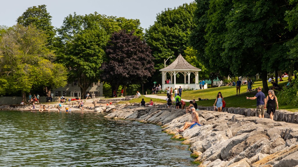 Cheers Transportation - Wine Tours & Shuttle Services | 349 Airport Road, Niagara-on-the-Lake, ON L0S 1J0, Canada | Phone: (905) 931-9197