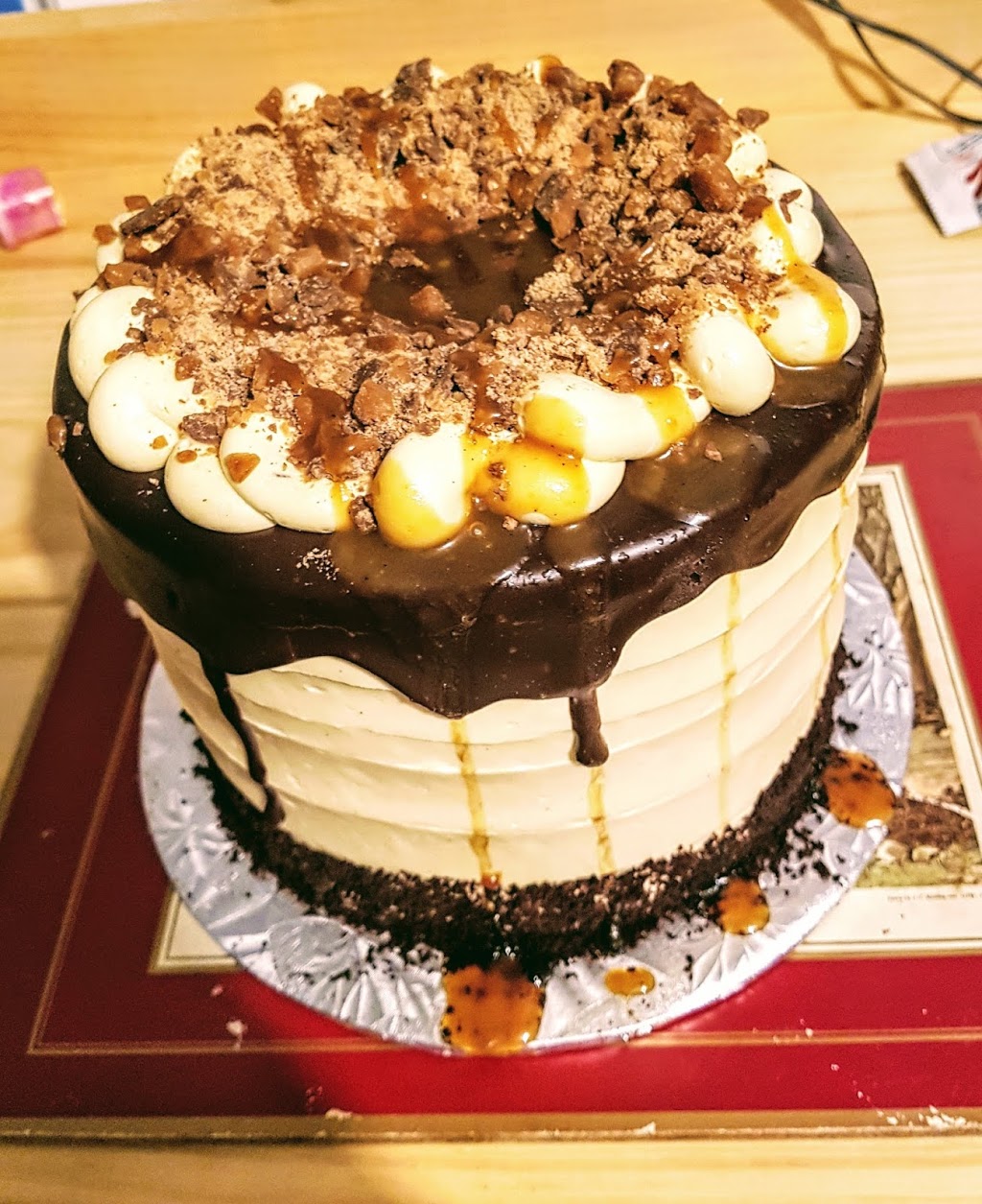 Cake & Loaf Bakery | 321 Dundurn St S, Hamilton, ON L8P 2M5, Canada | Phone: (289) 389-6581