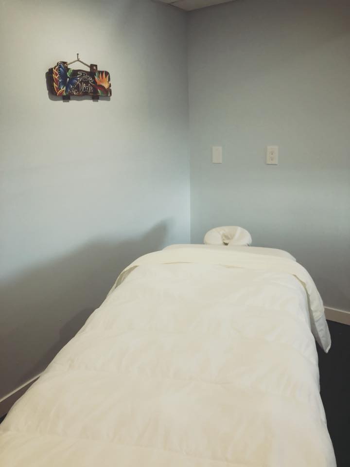 Spa Pura Vida | 550 El Camino Rd, Kelowna, BC V1X 2R9, Canada | Phone: (778) 363-6258