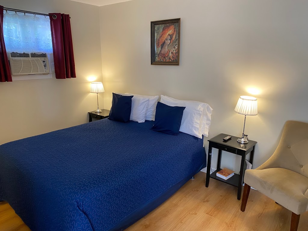Three Islands Motel | 3404 Kawartha Lakes County Rd 36, Bobcaygeon, ON K0M 1A0, Canada | Phone: (705) 738-2313