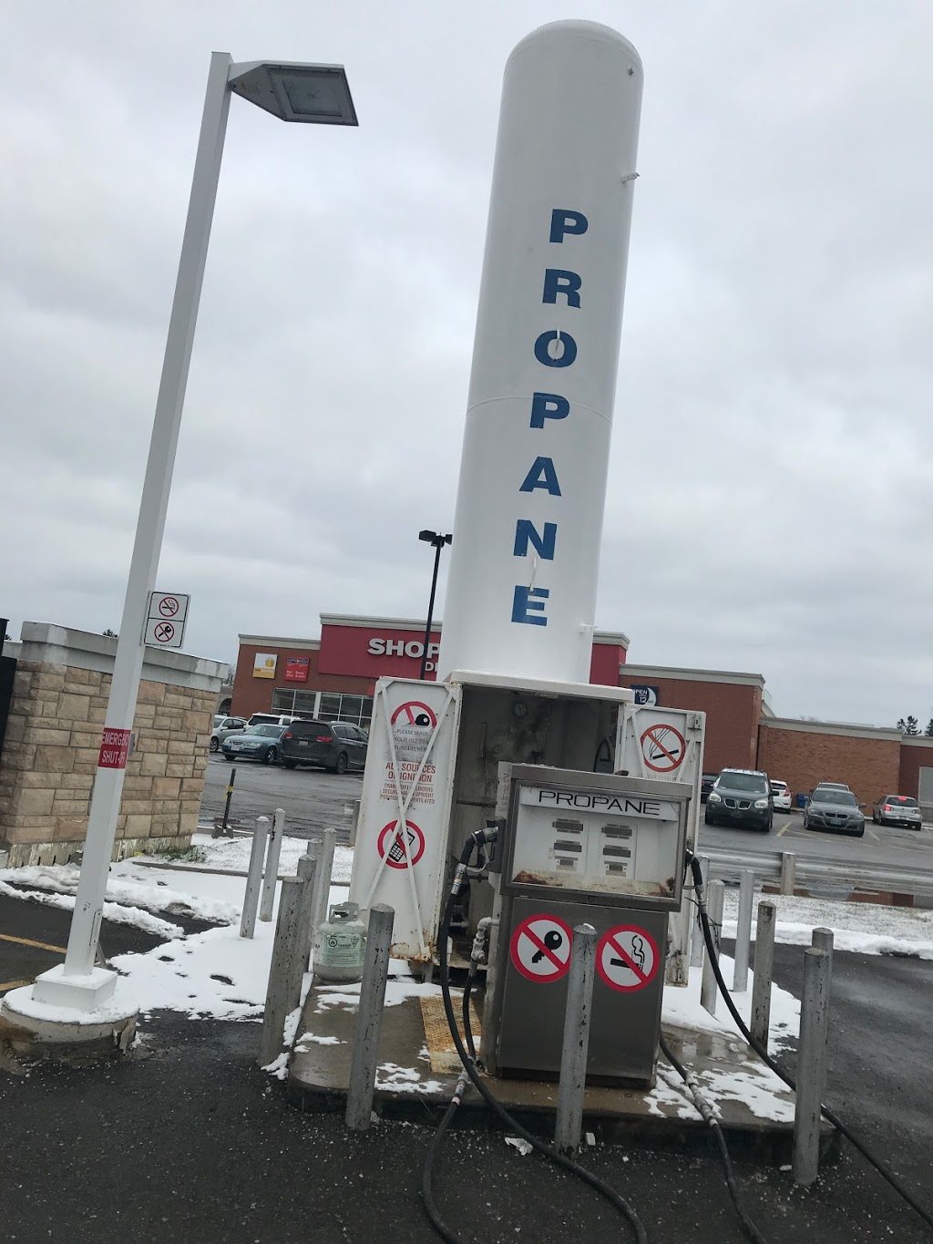 Esso | 176 Main St S, Brampton, ON L6W 2C9, Canada | Phone: (905) 455-4800
