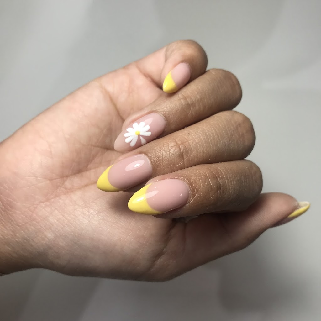 The Colours | 15 Classic Ave, Welland, ON L3B 1P3, Canada | Phone: (289) 931-9311