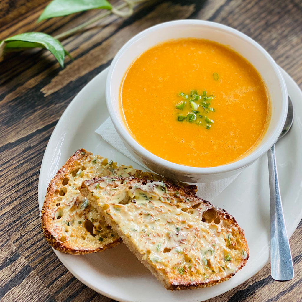 Roughage Eatery | 126 Sherbrook St, Winnipeg, MB R3C 2B4, Canada | Phone: (204) 779-8344