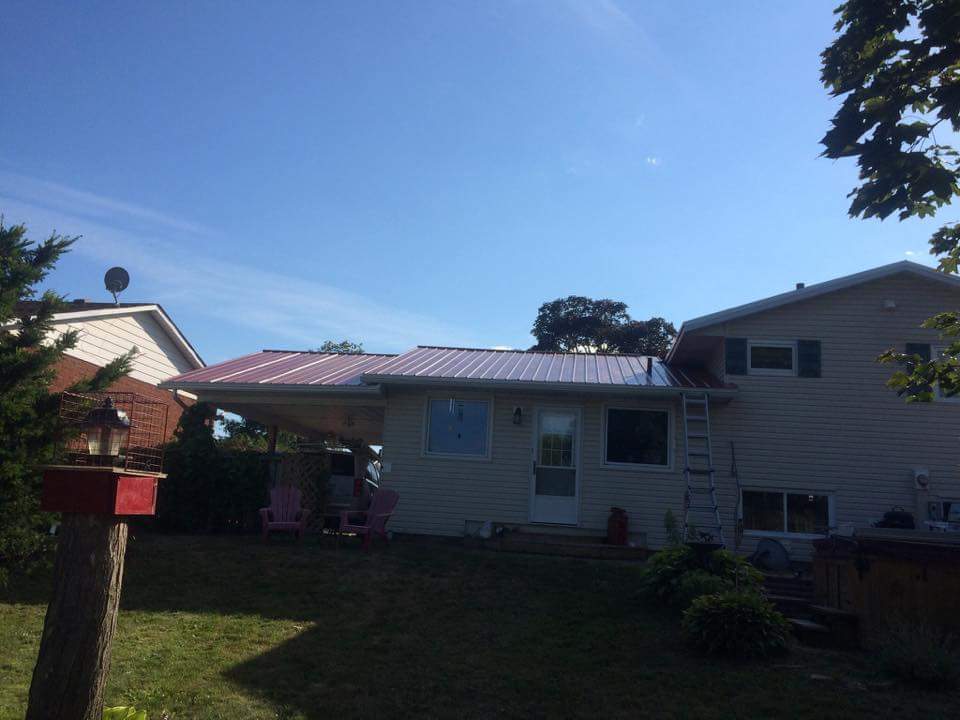 Brockville Roofing | 3016 Highway 29, Unit #7, END UNIT, Brockville, ON K6V 5T4, Canada | Phone: (613) 213-9675