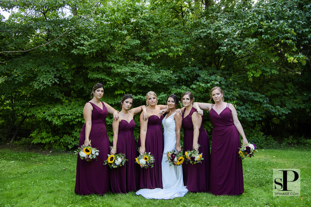 Angies Bridal | 5 Mill St S, Waterdown, ON L0R 2H0, Canada | Phone: (905) 689-8400