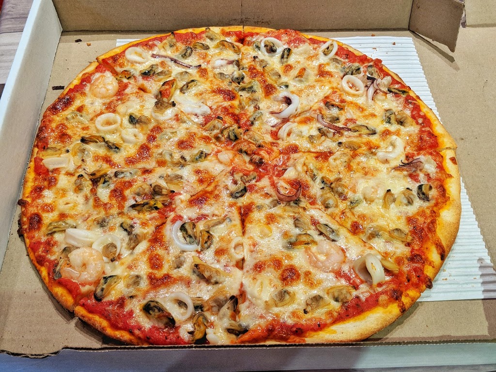 Dantes Pizzeria | 8700 Dufferin St #18, Concord, ON L4K 4S6, Canada | Phone: (905) 881-1070