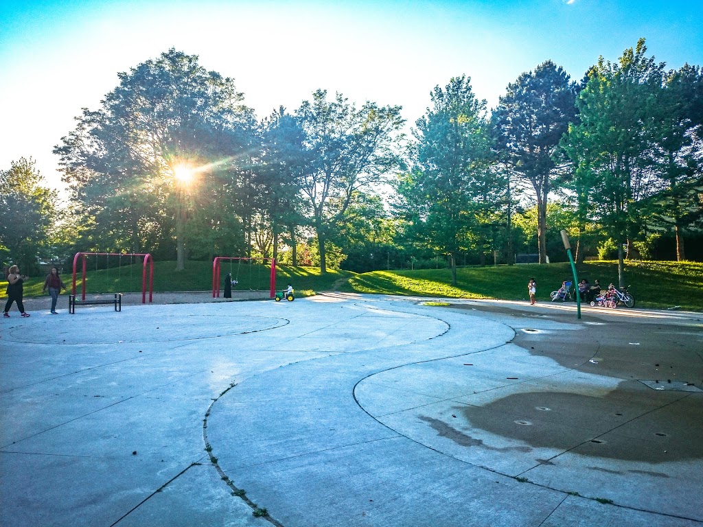 Berner Trail Park | 45 Nahanni Terrace, Scarborough, ON M1B 1E7, Canada | Phone: (416) 338-4386