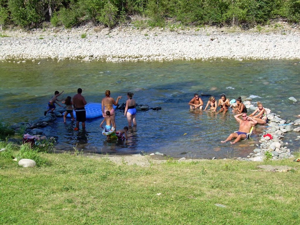 Rivers Edge RV Park | 305 Sanderson Way, Princeton, BC V0X 1W0, Canada | Phone: (250) 295-6568