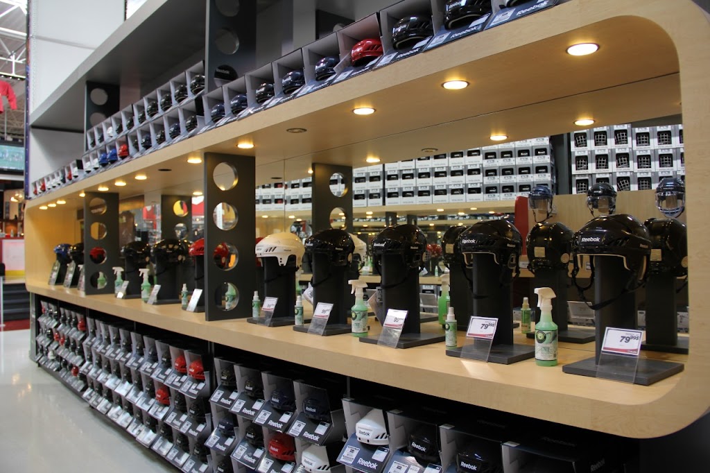 Sports Rousseau | 90 Rue Émile-Despins, Charlemagne, QC J5Z 3L6, Canada | Phone: (450) 654-6767
