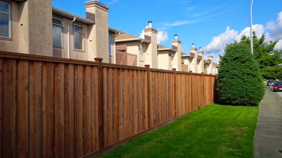 Premium Fence Company | 19272 96 Ave Unit 1, Surrey, BC V4N 4C1, Canada | Phone: (604) 576-9910