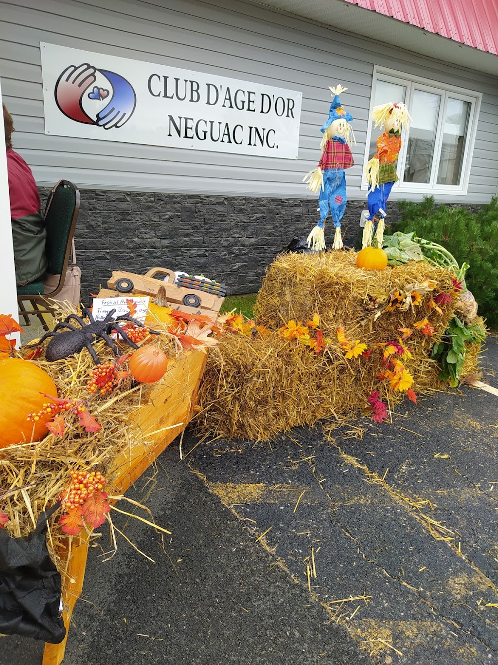 Club de LAge Dor | 135 Fair Isle St, Neguac, NB E9G 1G1, Canada | Phone: (506) 776-8149