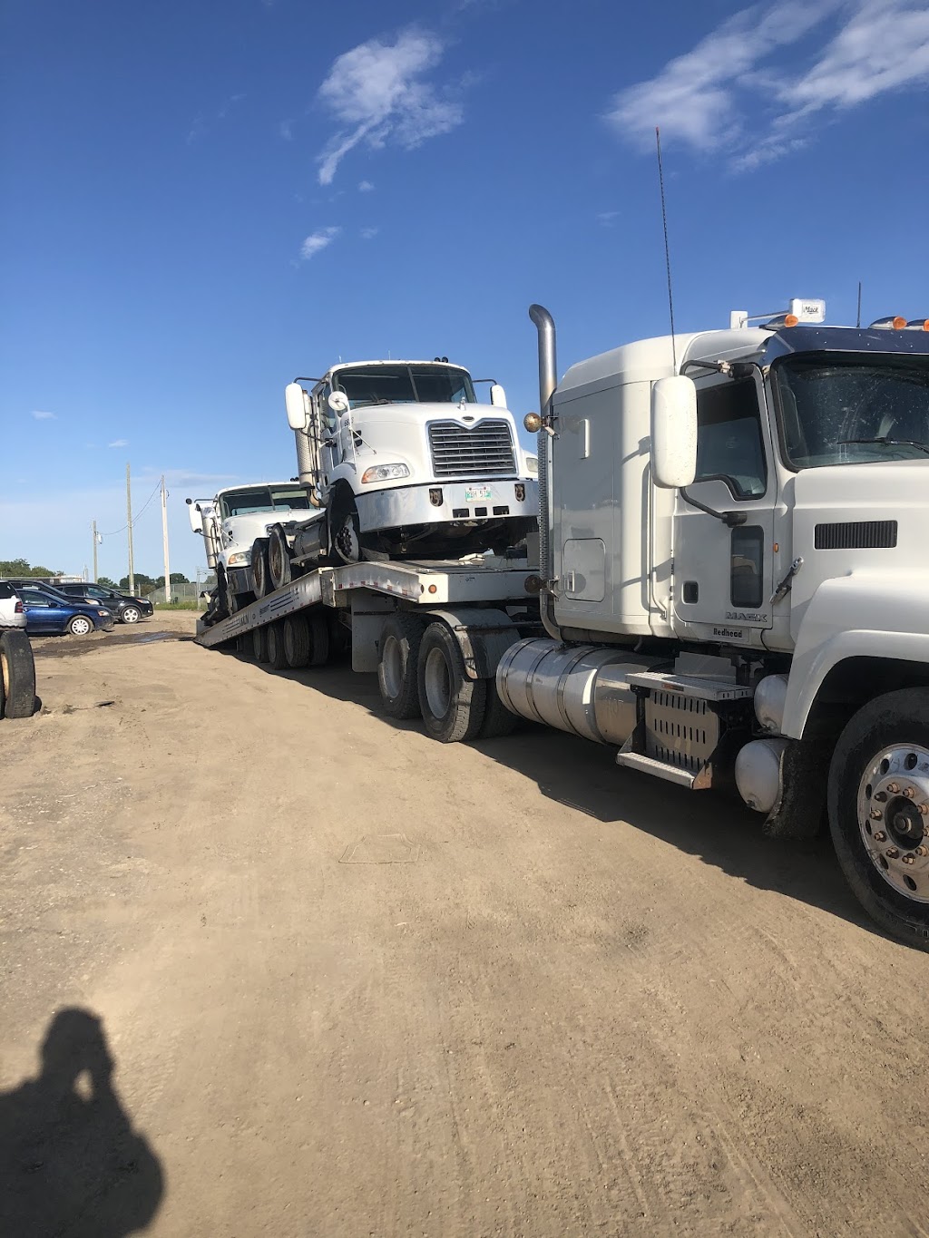 Aggressive Heavy Recovery & Semi Truck Towing | 3397 84 St NE, Calgary, AB T1Y 1A5, Canada | Phone: (403) 903-1313