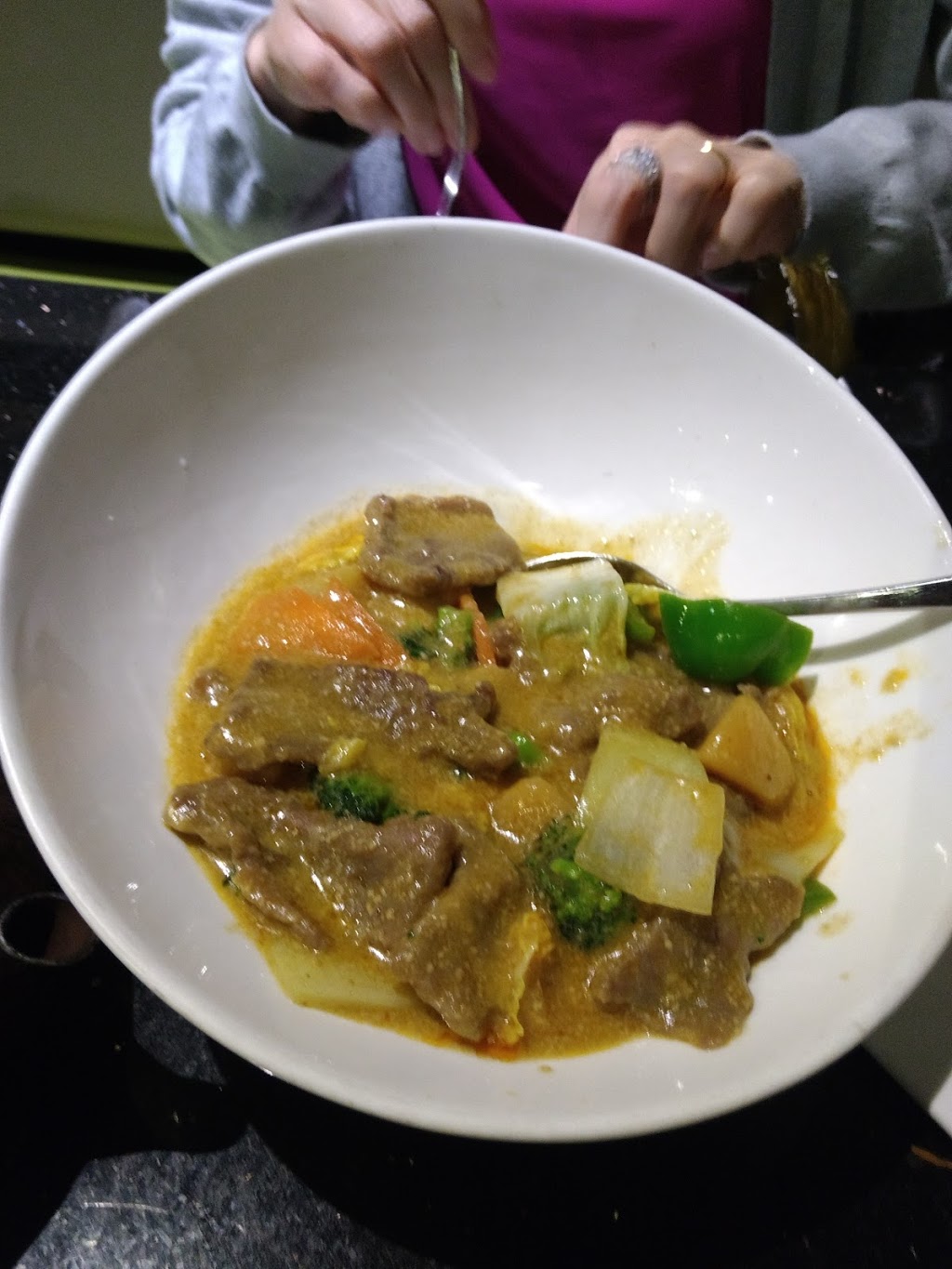 Thai Hotspot Fusion Cuisine | 1414 King St E #17, Courtice, ON L1E 3B4, Canada | Phone: (905) 576-3377