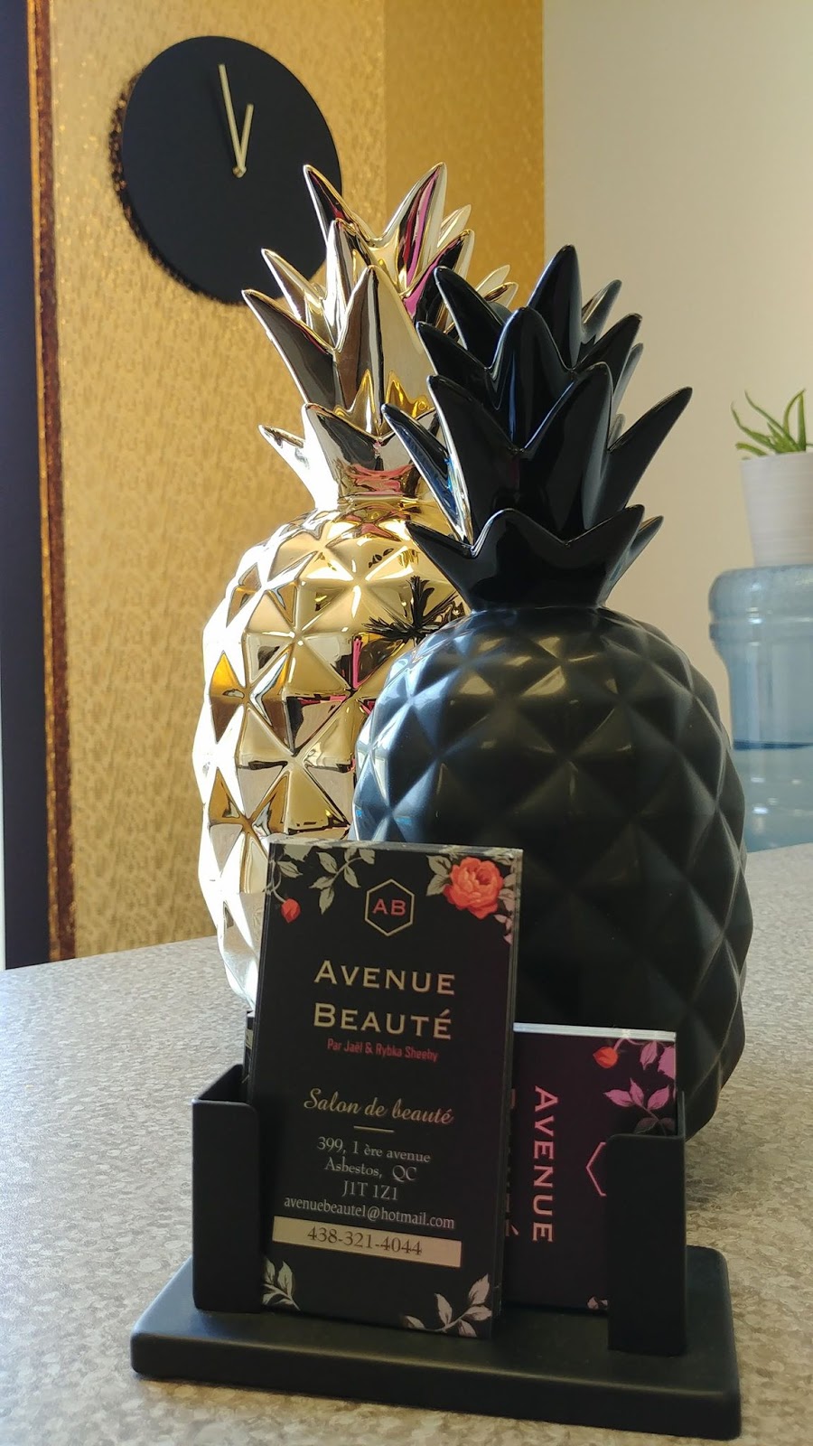 Avenue Beauté | 399 1re Av, Asbestos, QC J1T 1Z1, Canada | Phone: (438) 321-4044